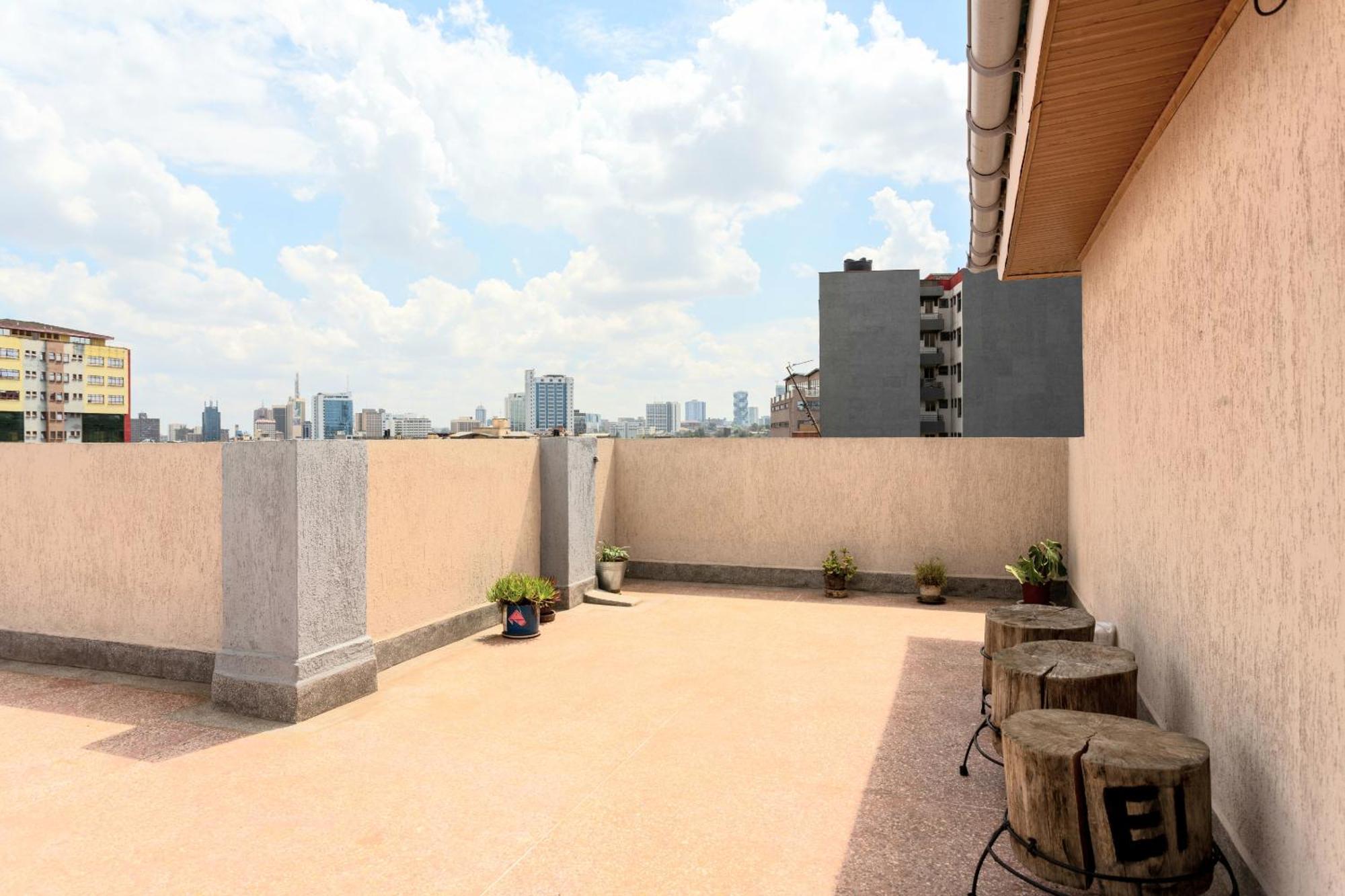 Penthouse Rooftop Studio With King Bed Nairobi Exterior foto